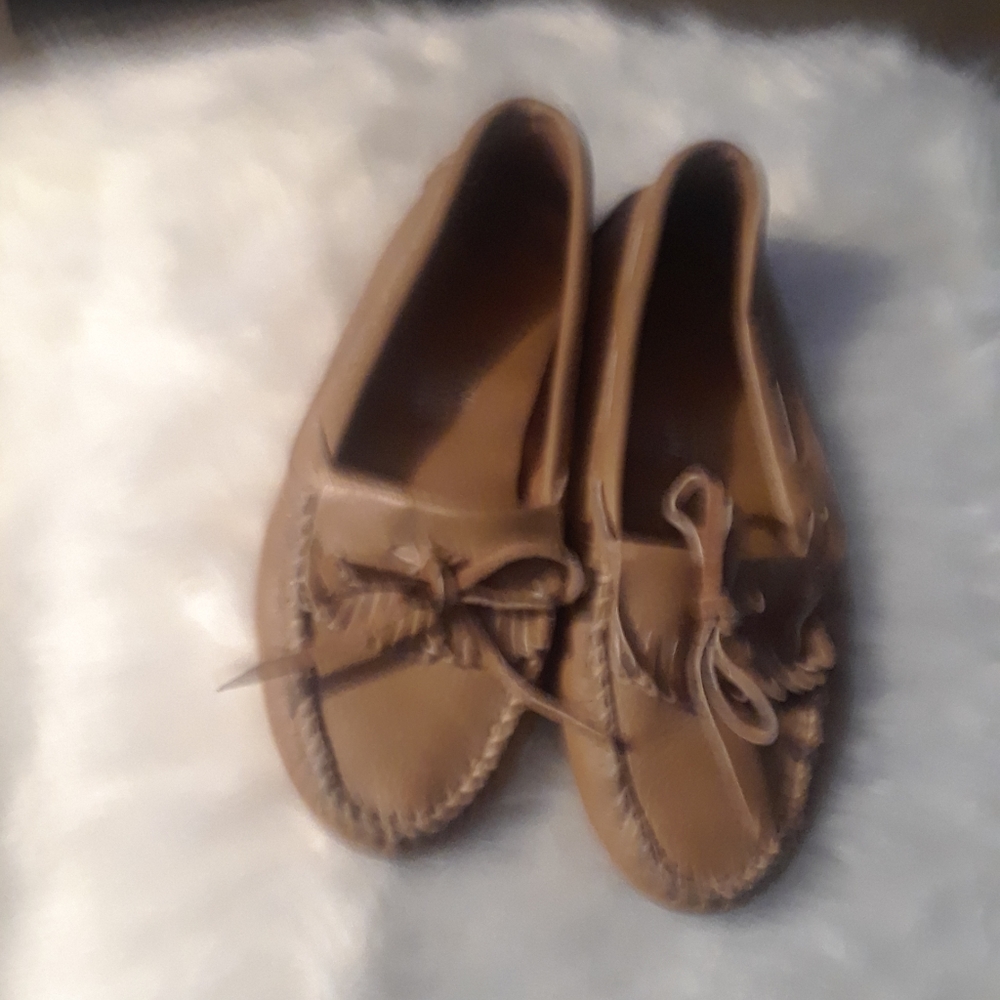 Shoe